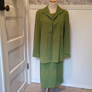 Harve Benard Light Green Women's Skirt Set